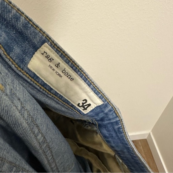 Rag & Bone Drew Low Rise Slim Boyfriend Jeans Raw Hem
Medium Wash Blue Size 34 - Picture 8 of 8